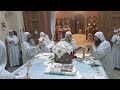 آباء مجمع رهبان دير السيدة العذراء السريان يصلون قداس عيد القيامة 2025