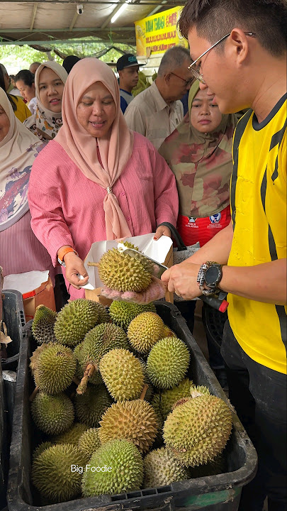 Durian Party! Durian Unboxing - Fruit Cutting Skills