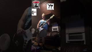 RANCID...  OLD FRIEND.... ( BASS SHORTY) #bassscover #rancid #hellcatrecords #mattfreeman #punkrock