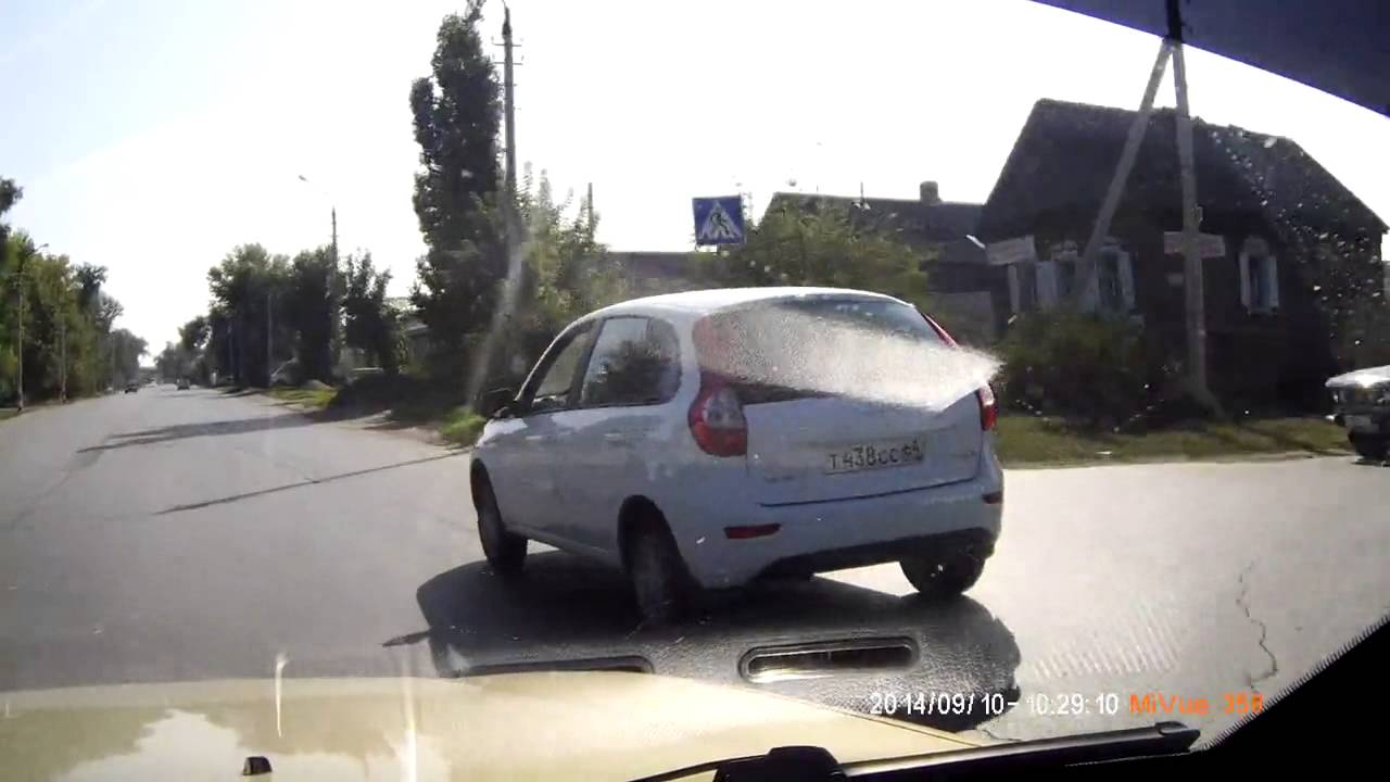 Калина 2 против Дэу Нексия - YouTube