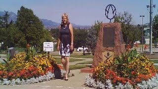 Crossdresser Maxine - Pretty Lady by the Lake