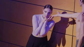 CANT HELP FALLING IN LOVE from Dancers in Concert
GAGA SYMPHONY ORCHESTRA
Conducted by Simone Tonin
Dancers:
Martina Arduino, Principal of Teatro alla Scala di Milano
Marco Agostino, Soloist of Teatro alla Scala di Milano
Choreography by Marco Pelle
Elvis Presley, CANT HELP FALLING IN LOVE
Arr. by Simone Tonin
live recording from the show DANCERS IN CONCERT
14th May 2019 - Teatro Dal Verme, Milan (Italy)
*
Gaga Symphony Orchestra is now URANICA
https://www.uranicaorchestra.com
Stay tuned - join us on Telegram: https://t.me/uranicaorchestra
and follow us on
YouTube: https://www.youtube.com/uranica_orchestra
Instagram: https://www.instagram.com/uranicaorchestra
Facebook: https://www.facebook.com/uranicaorchestra
TikTok: https://www.tiktok.com/uranicaorchestra
Linkedin: https://linkedin.com/company/uranicaorchestra
Spotify: https://tr.ee/7RAb6R CANT HELP FALLING IN LOVE from Dancers in Concert