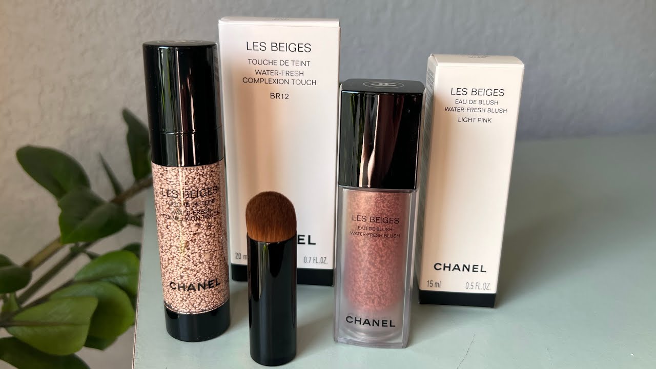 CHANEL LES BEIGES Water-Fresh Complexion Touch (Several Shades