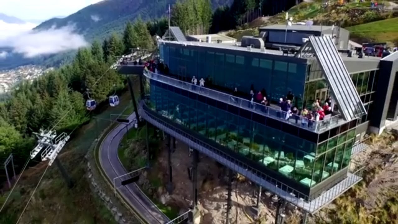 20 Stunning Restaurants You Need to Try