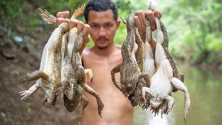 New Food 2022 Catch n Cook Frogs Recipe Eating Delicious in Forest