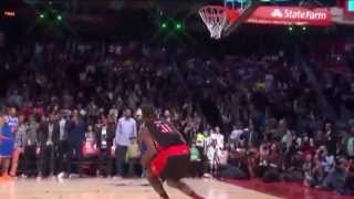 A bigtime dunk by Terrence Ross!