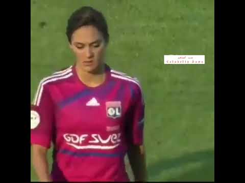 اللاعبة الفرنسية لويزا نسيب وجنون المعلق