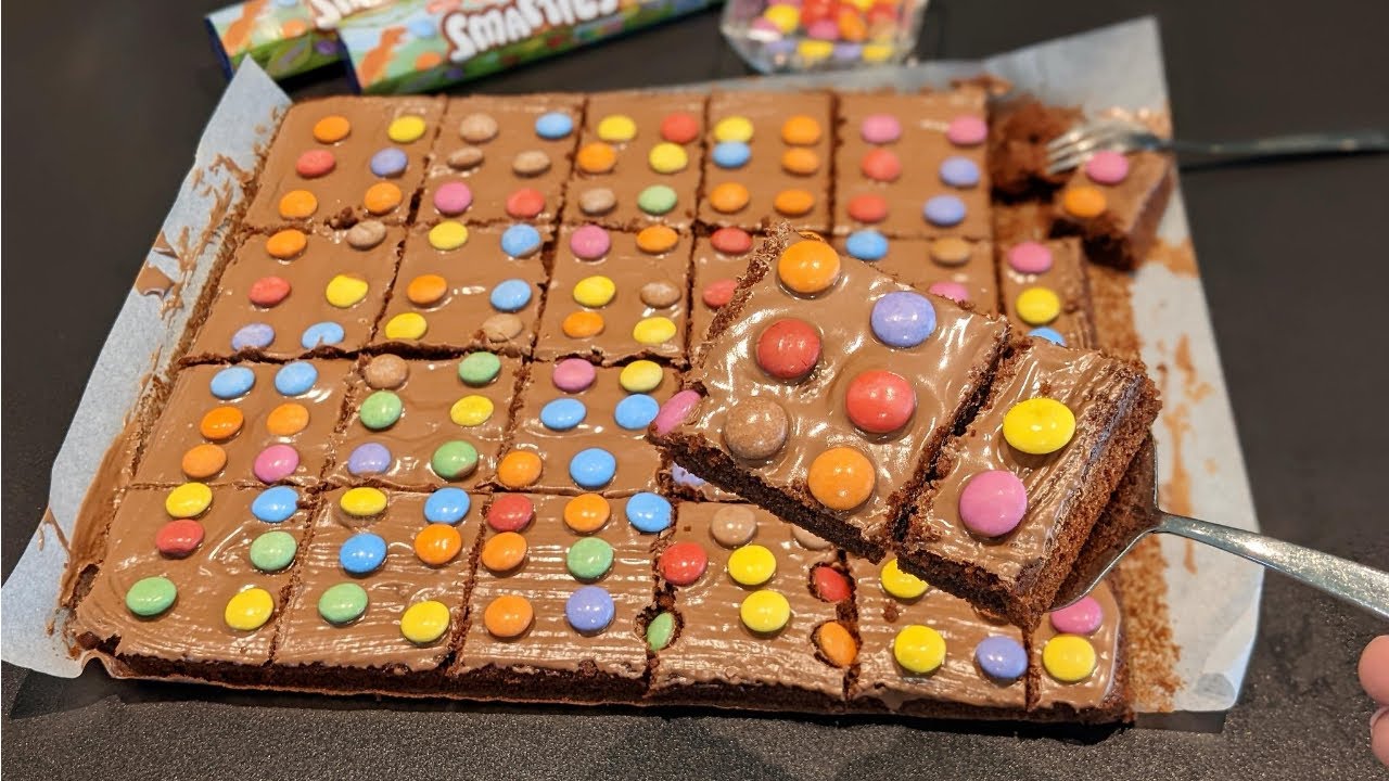Wunderschne Schokokuchen Mit Smarties Ebenbild