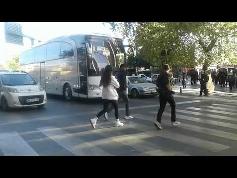 Mercedes-Benz Travego 15 SHD om457la sesi ve Islıklı ventil sesi ile Necatibeye giriş videosu