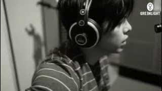 ARIEL NOAH with GREENLIGHT Take Vocal Session at Studio