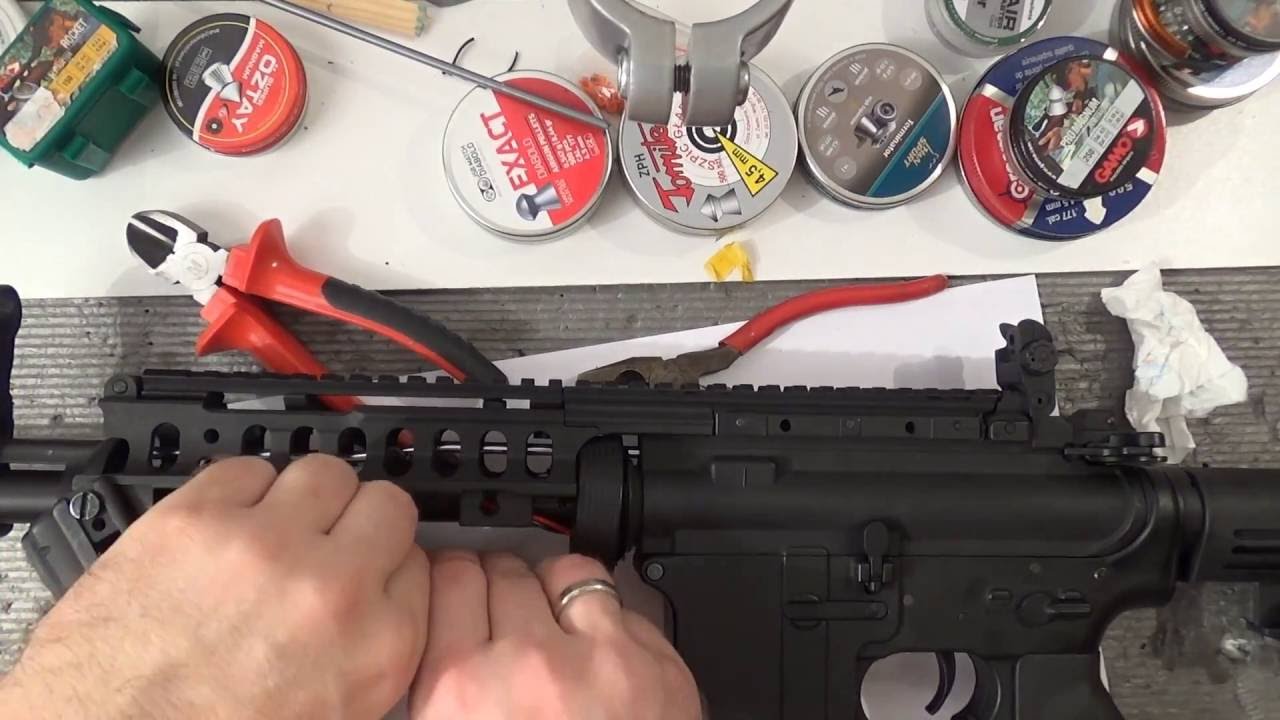 How to replace battery in M4 carabine ASG m4 gts