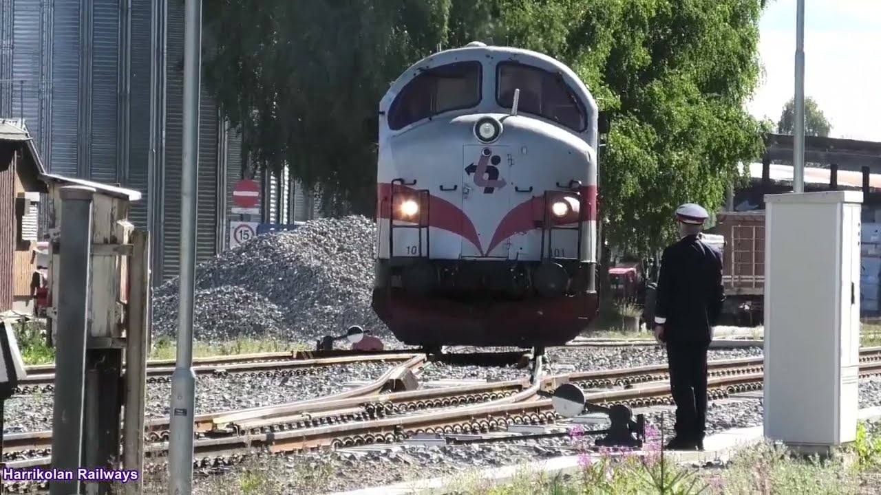 Utlåsing av Nohab lok fra tømmerterminalen på Braskereidfoss (in Norwegian)