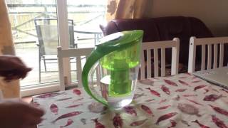 Opening the Health Metric Alkaline Water Pitcher Lid (without voice)