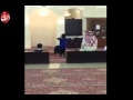 طفل ذو صوت شجي يرفع آذان الفجر بأحد مساجد الرياض