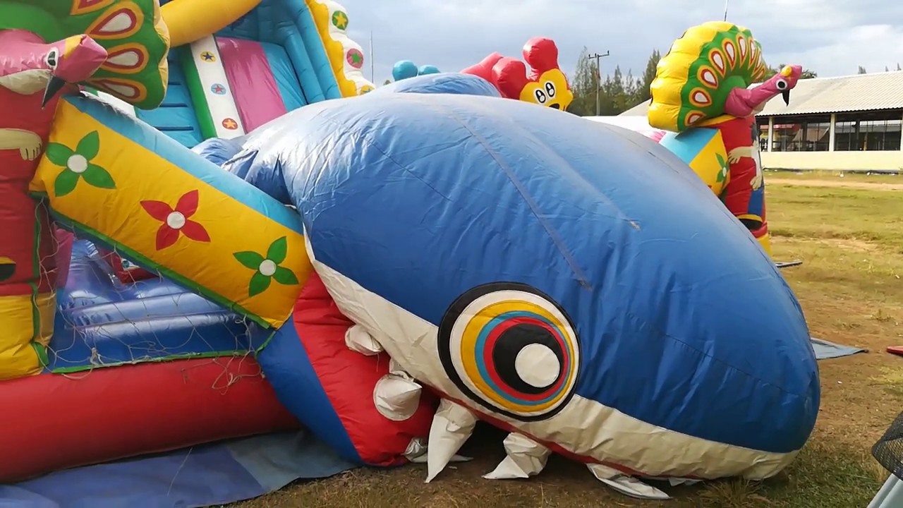 สไลเดอร์ปลาฉลาม แปลงร่างหลังจากสูบลมจนเต็ม