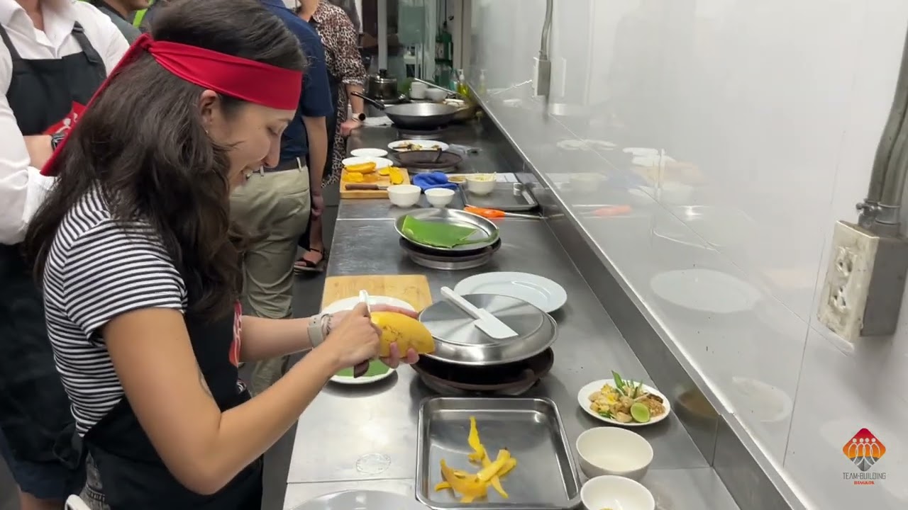 Brunel International’s Culinary Team Building: Pad Thai & Mango Sticky Rice Challenge!