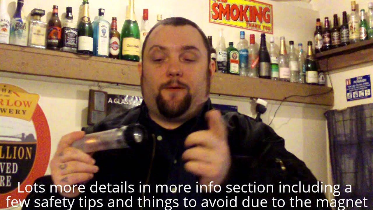 Survival Flashlights Everlight SHAKE (shake to charge flashlight