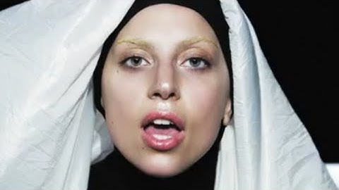 Lady Gaga "Applause" Music Video - 5 Most Memorable Moments