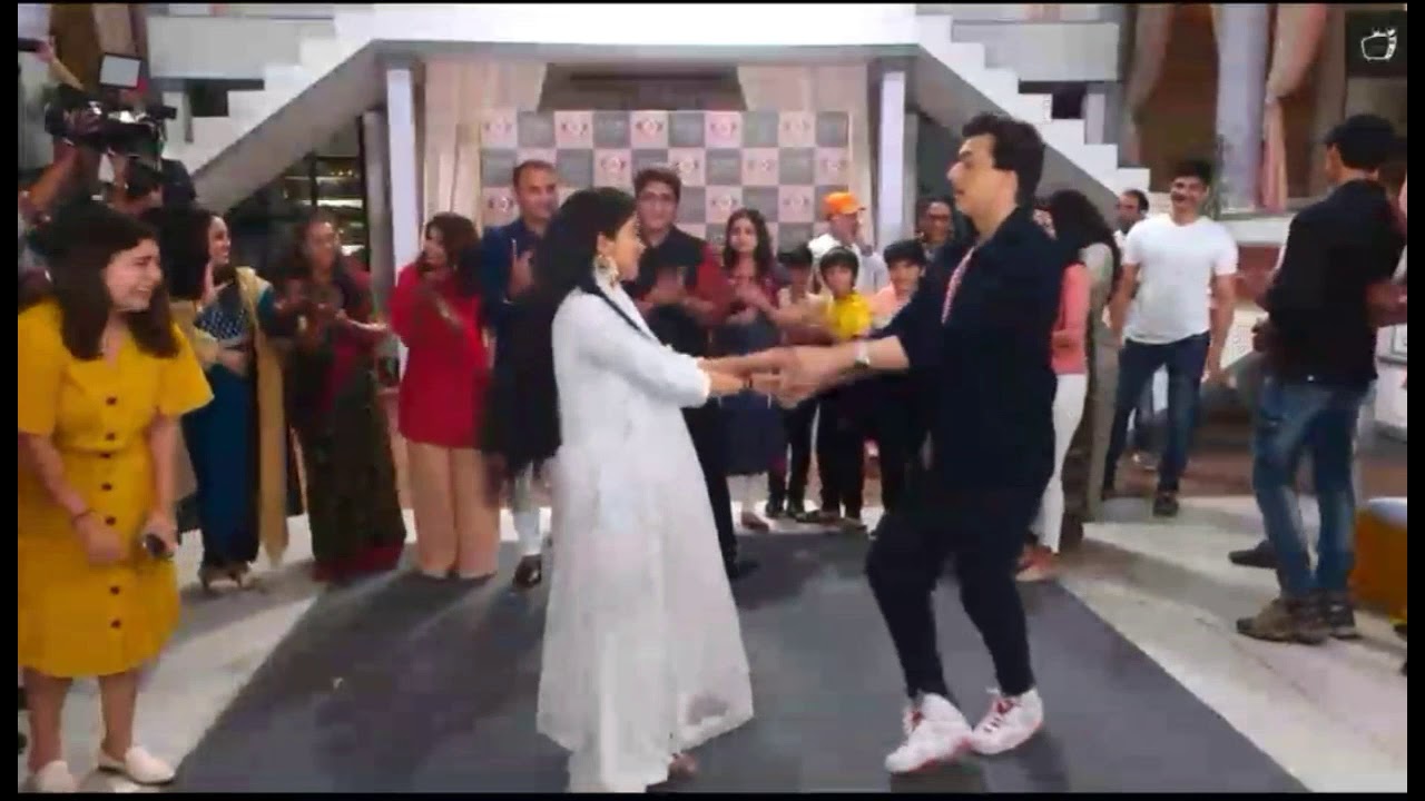 Dil to wahi hai lekin dhadkan nayi hai song with kaira dance 