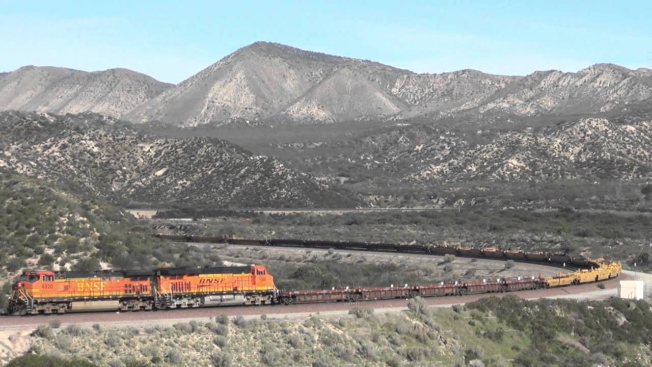 Cajon Pass Trains, Mormon Rocks Area (1 of 2) - YouTube