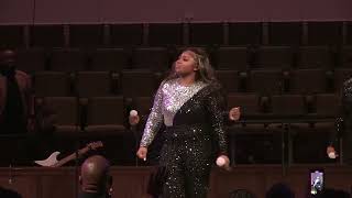 Video thumbnail of "Jekalyn Carr invites Le'Andria Johnson on stage - You Will Win Reprise 2022 (BradComm Ent. Concert)"