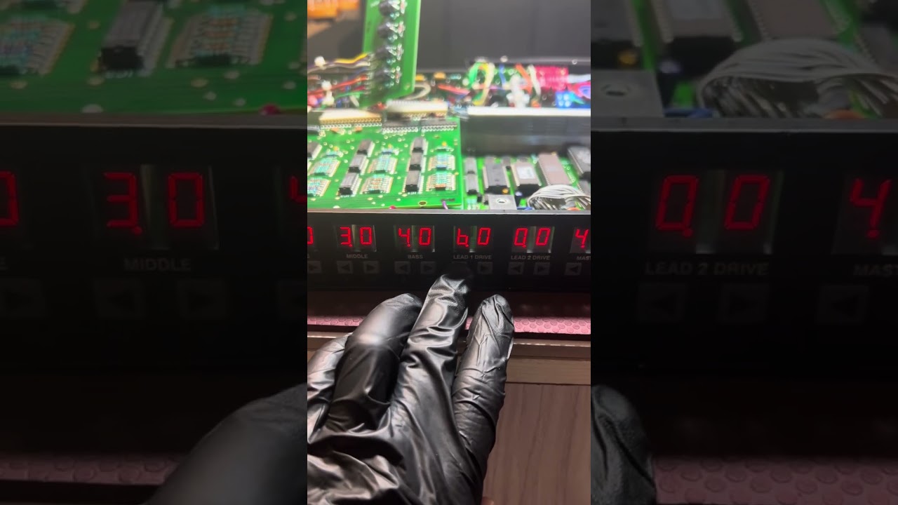 MESA/BOOGIE TRiaXis Guitar PreAmp.Lead 1 Drive Channel Not Working!PROBLEM SOLVED!