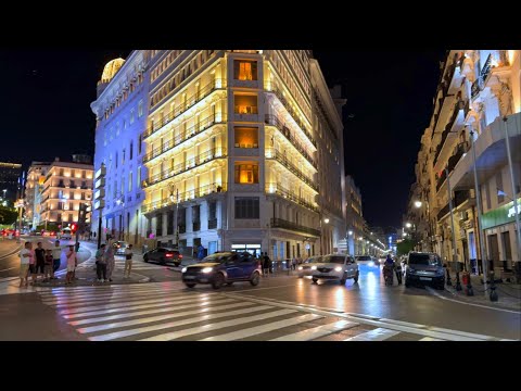 الجزائر العاصمة جولة ليلية صيفية من حديقة صوفيا إلى ساحة البريد المركزي