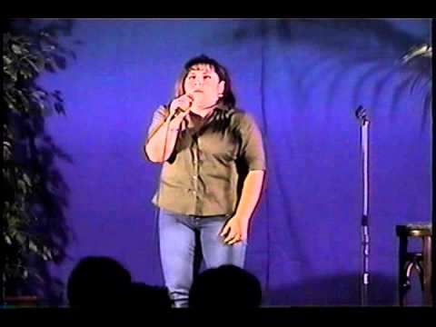 Laura Ponce Comedy Stand up