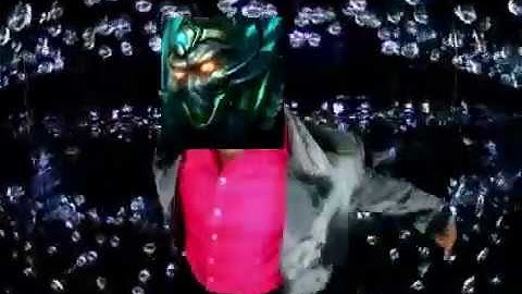 Fenix getting jiggy with it