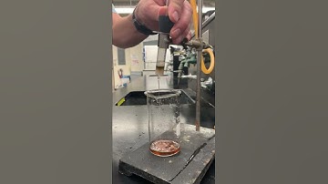 Column chromatography of colors using just isopropyl alcohol