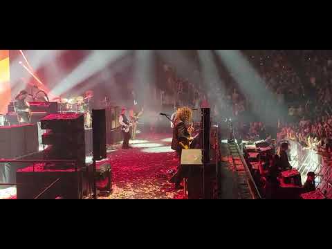 The Killers - Mr Brightside w/ Johnny Marr - Seattle - 08.20.2022