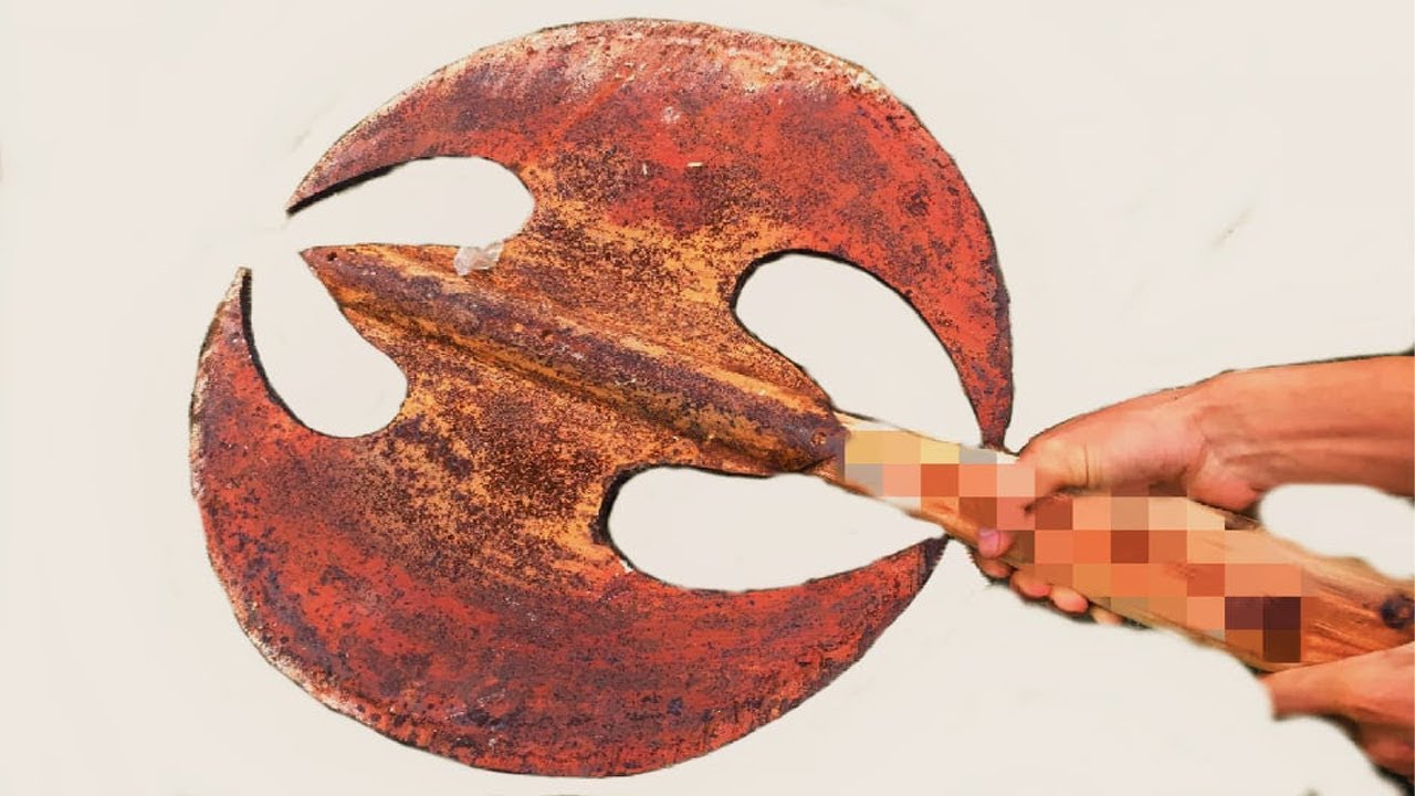 Restoration giant battle ax very old Restore the butcher ax YouTube