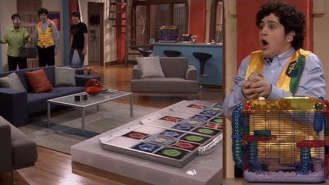 Drake & Josh - Drake & Josh Are Amazed Of Helen’s Place & Drake Is Treated Good, While Josh Isn’t