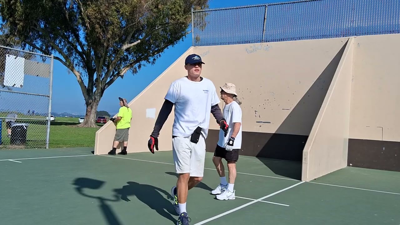Erik and Garvin vs Patrick and Partner 1st game Robb field handball tournament 