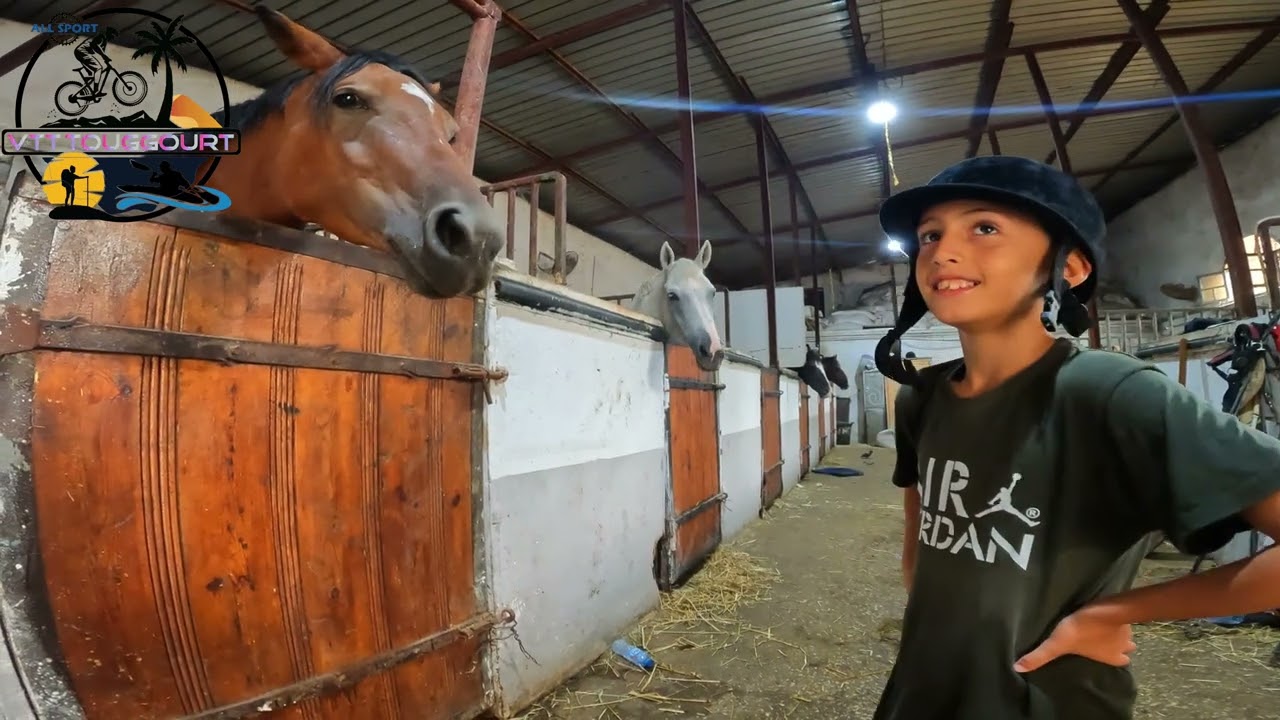 جولة في اسطبل نادي الفروسية عين عشير ولاية عنابة مع الفارس الصغير 
