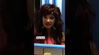 Alemin Kralı - Kezban Yenge- Tuvalette Makyaj Mı Traş Mı ? Şfet