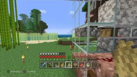 Minecraft: PlayStation®4 Edition Auto Cow Cooker and Leather Farm