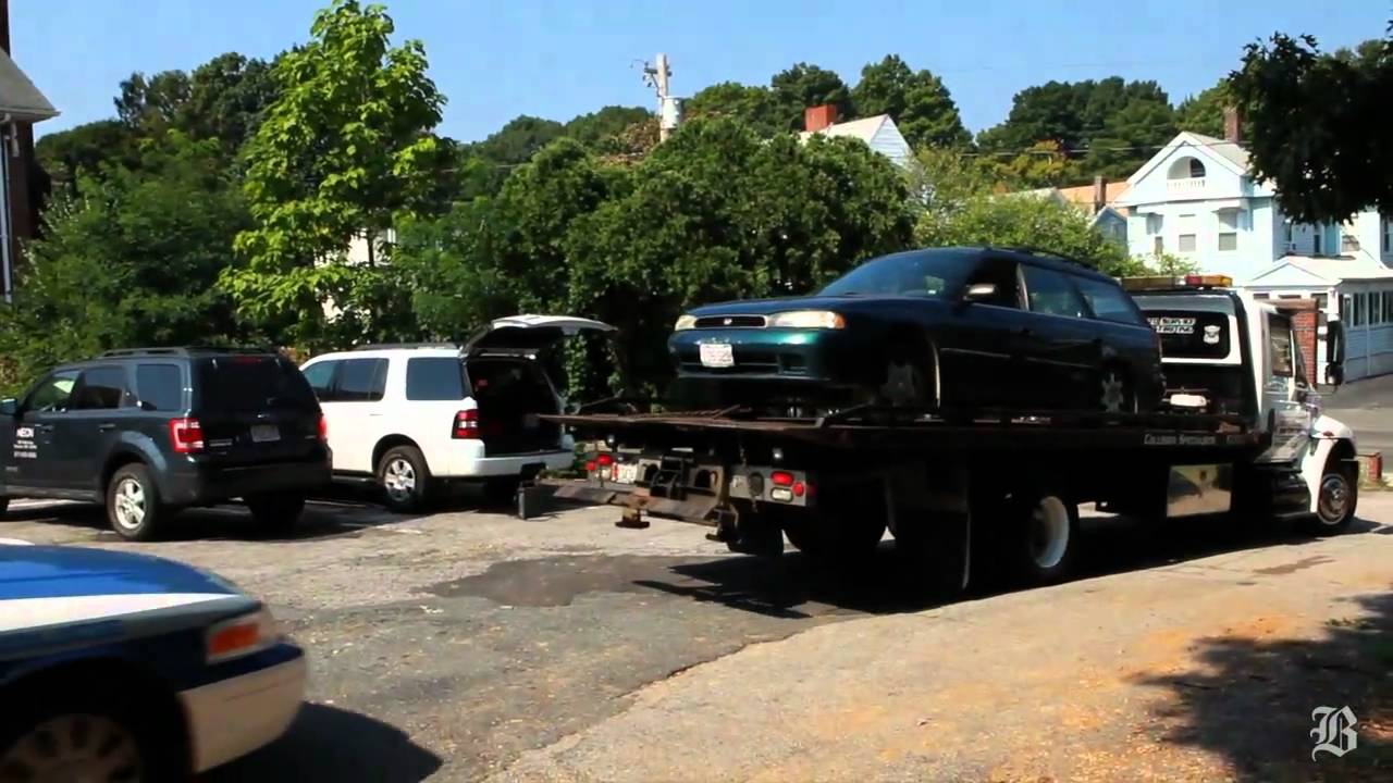 Suspects sought in pizza delivery murder - YouTube