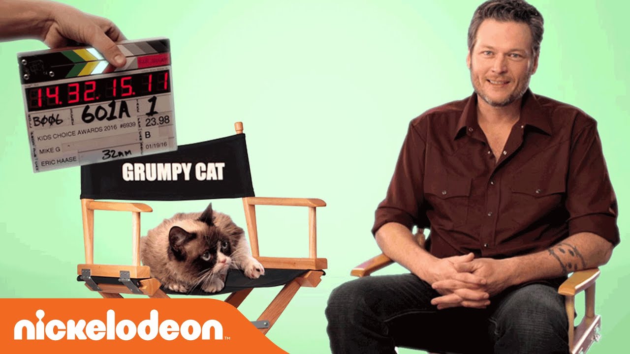 Kids’ Choice Awards Grumpy Cat is Unimpressed with Blake Shelton