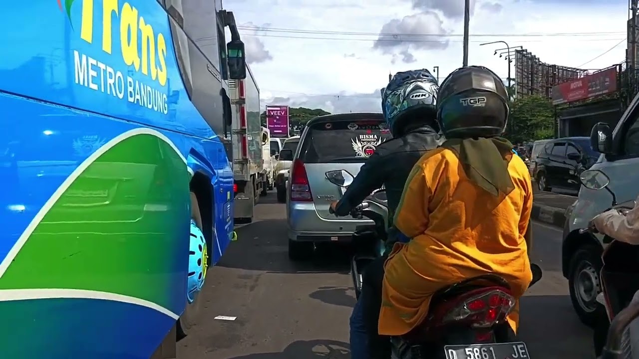 Strolling Around | Bandung Feb 16 2026