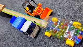 Marble run race Long Slope Blue Garbage Truck and Bulldozer