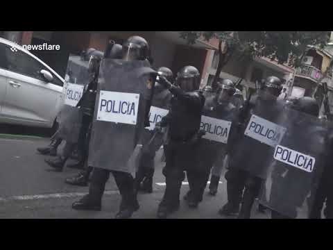 Barcelona Protest Police Fired Rubber Bullets At Catalan Independence Supporters