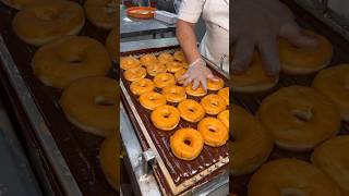 The BUSIEST DONUT FACTORY in the WORLD! Carl’s Donuts in Las Vegas