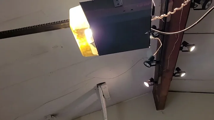 Sears/Craftsman 139.53637SRT on 16x7 Raynor