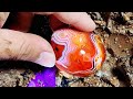 Huge agate eggs and crystals grow together, a perfect diamond mining experience.