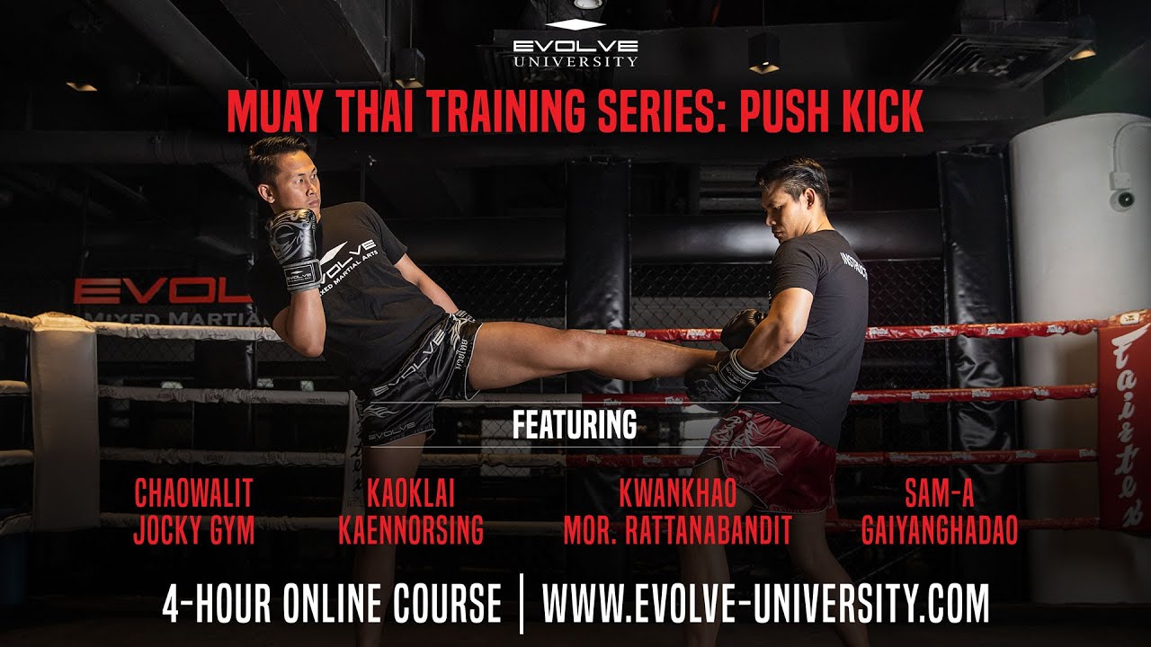 Muay Thai Shadowboxing Guide And Drills For Beginners - Evolve University  Blog