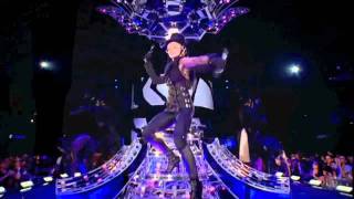 Vignette de la vidéo "Madonna - Future Lovers / I Feel Love (Live from The Confessions Tour)"