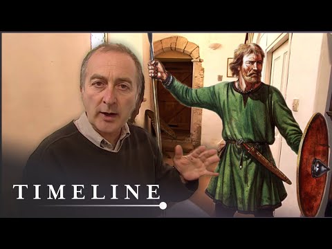 Video: Trusis melnbrūns: viss par šķirni