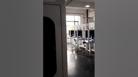 Automatic robot hand sorting feeding machine testing video