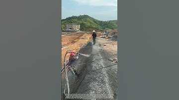 Wire Mesh + Cement Spraying : Stabilizing Excavation Slopes ⚒️